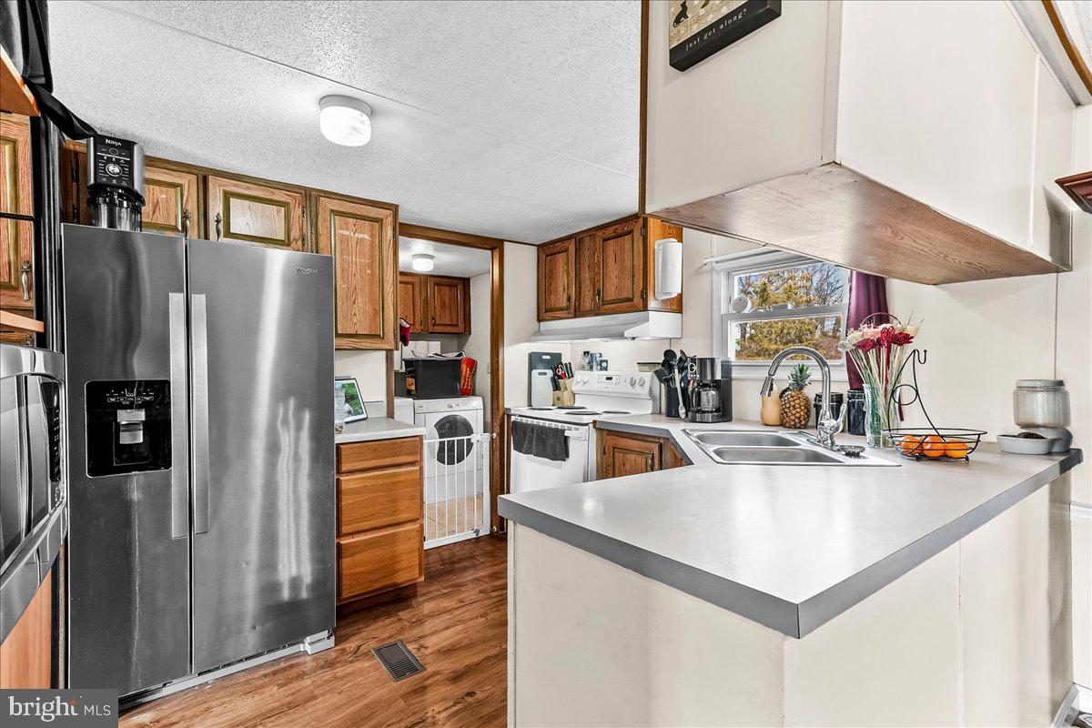 2411 Big Road Gilbertsville, PA 19525 - Photo 7 of 21