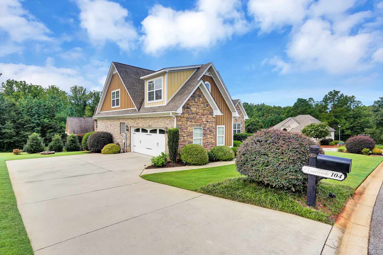 104 Bay Tree Court Inman, SC 29349 - Photo 3 of 34