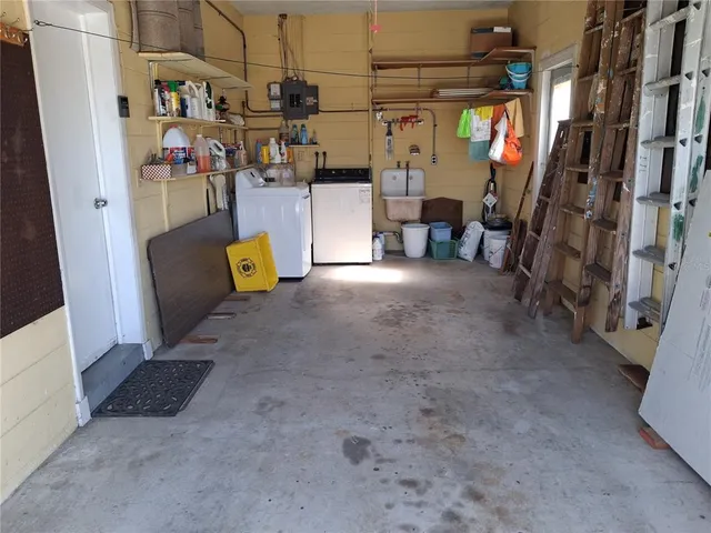 $175,000 | 307 Stanley Avenue, Frostproof, FL 33843