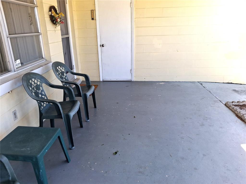 307 Stanley Avenue Frostproof, FL 33843 - Photo 3 of 33