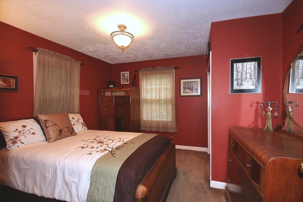 12 Castle Gate Road Wayland, MA 01778 - Photo 9 of 20 Gallery Image 9