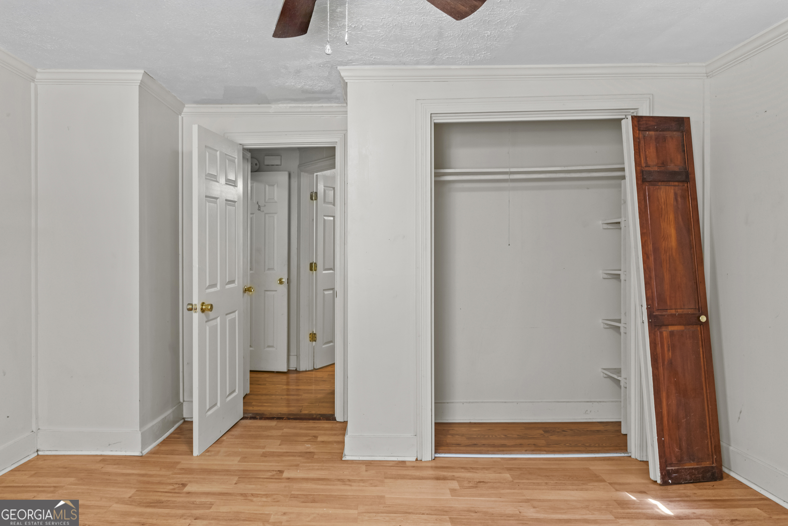 546 South 4th Street Madison, GA 30650 - Photo 16 of 22 a view of entryway