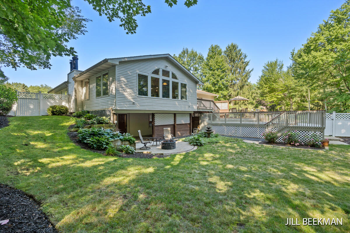 15801 Fendt Farm Road Holland, MI 49424 - Photo 10 of 41 IMG_1034