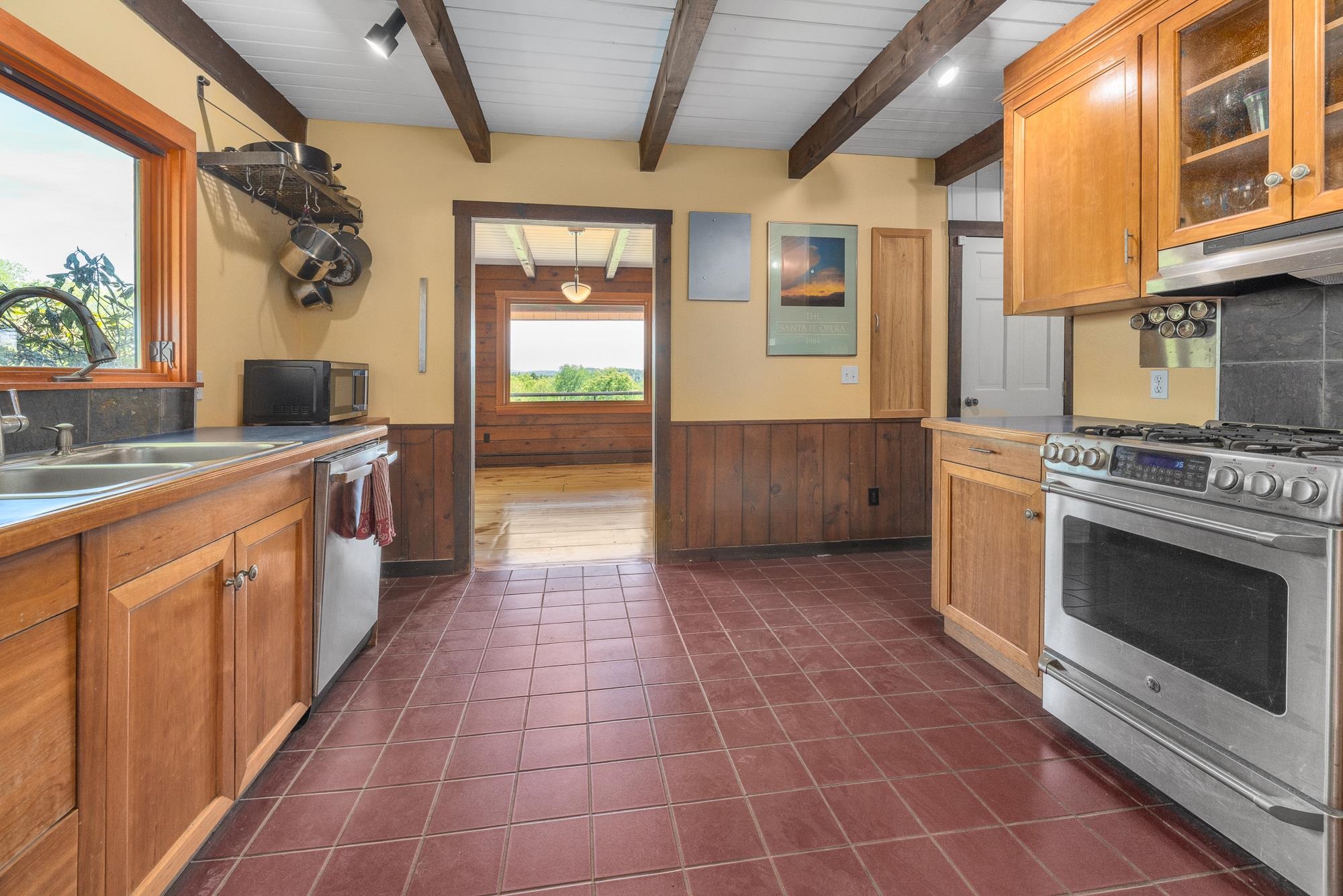 1538 Barker Road Thetford, VT 05058 - Photo 11 of 60