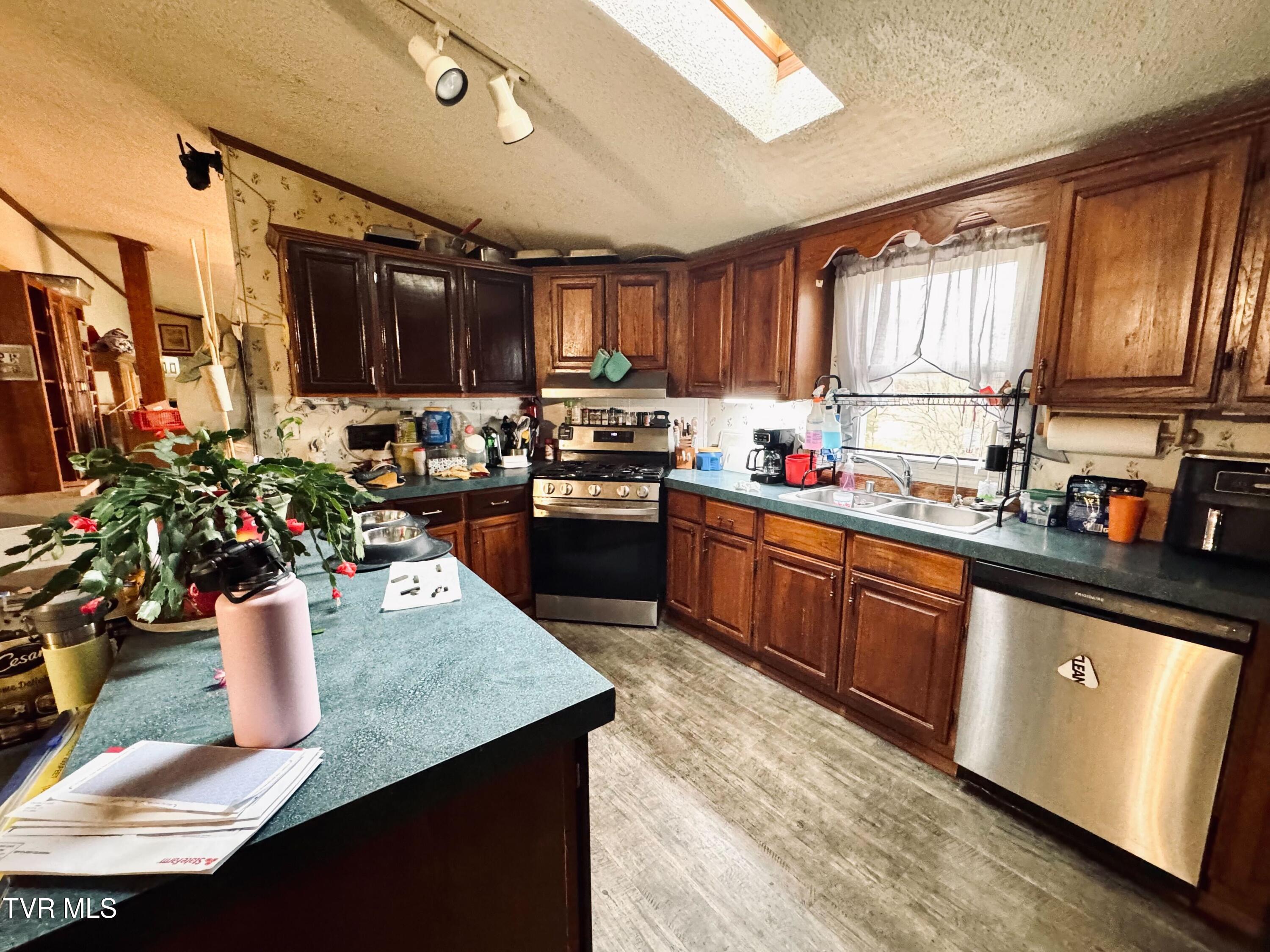 14512 Cedar Creek Road Meadowview, VA 24361 - Photo 13 of 31 IMG_5016