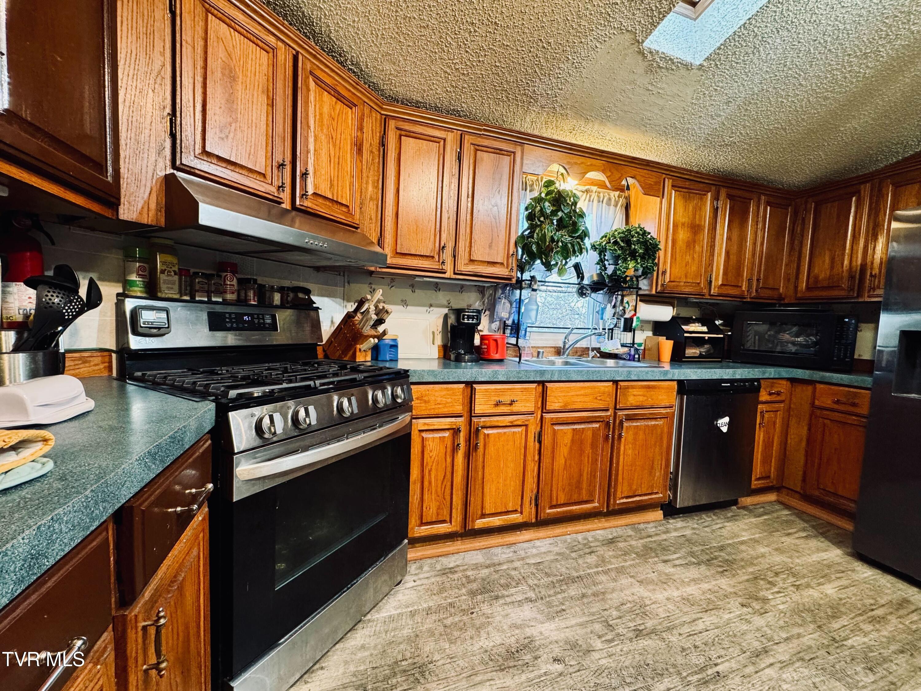 14512 Cedar Creek Road Meadowview, VA 24361 - Photo 14 of 31 IMG_6119