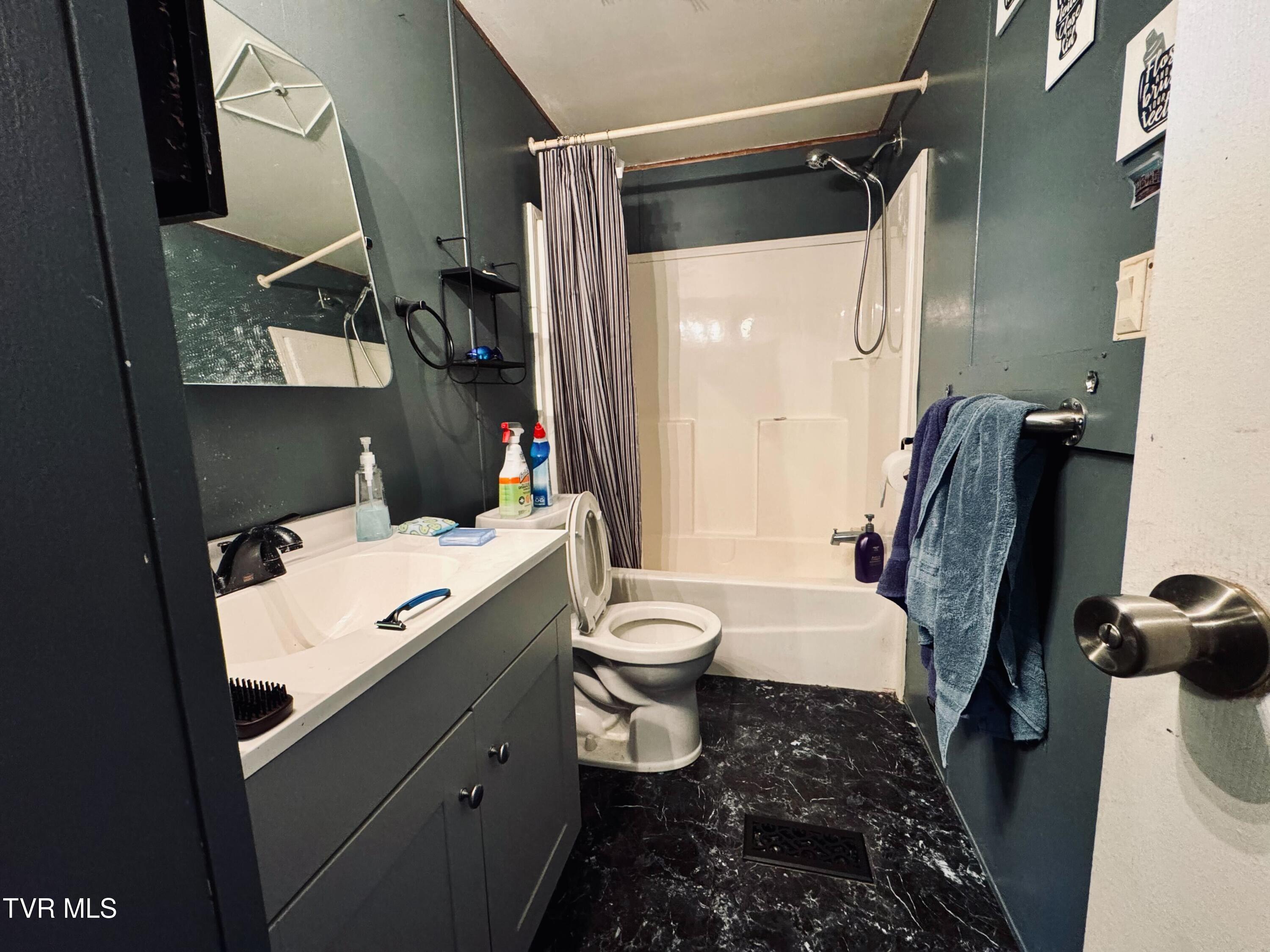 14512 Cedar Creek Road Meadowview, VA 24361 - Photo 22 of 31 IMG_6136