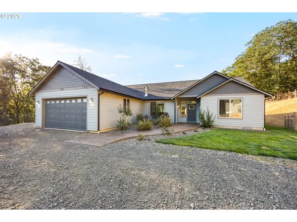 $699,000 | 491 Oakwood Drive, Oakland, OR 97462