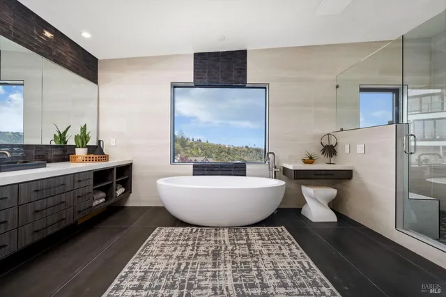 $2,898,000 | 3942 Shelter Glen Way, Santa Rosa, CA 95404