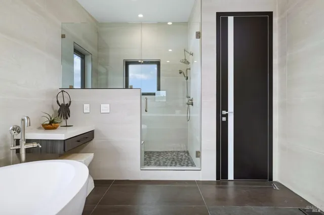 $2,898,000 | 3942 Shelter Glen Way, Santa Rosa, CA 95404