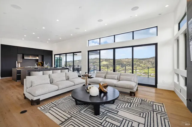 $2,898,000 | 3942 Shelter Glen Way, Santa Rosa, CA 95404