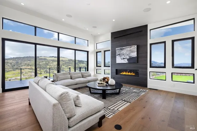 $2,898,000 | 3942 Shelter Glen Way, Santa Rosa, CA 95404