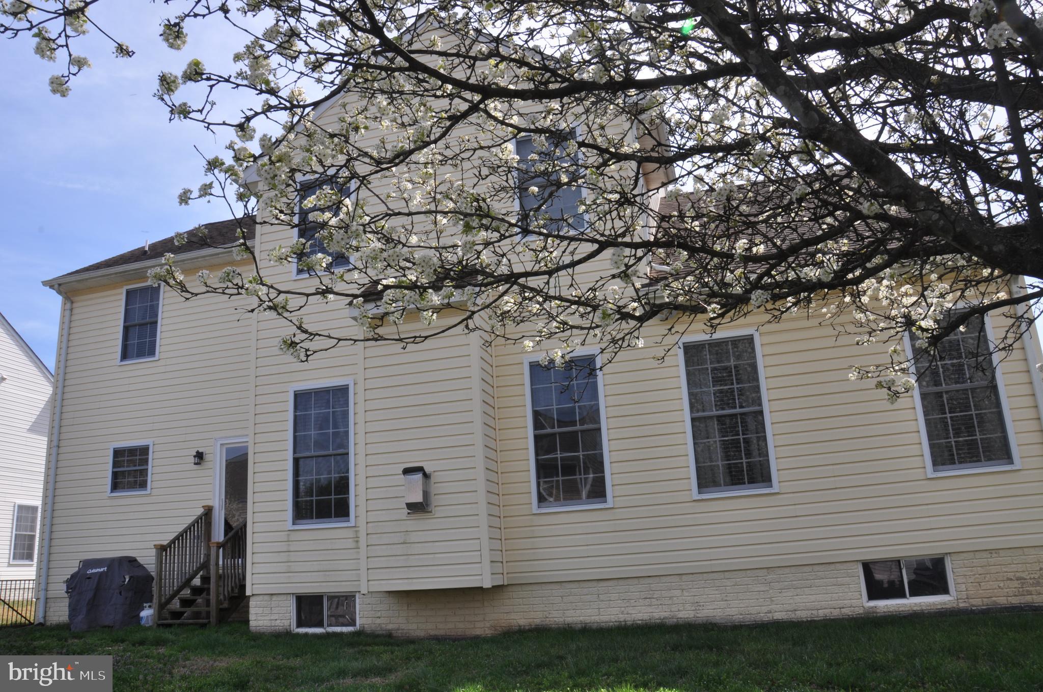 10621 Gallant Fox Way Ruther Glen, VA 22546 - Photo 7 of 65 a view of a house with a tree