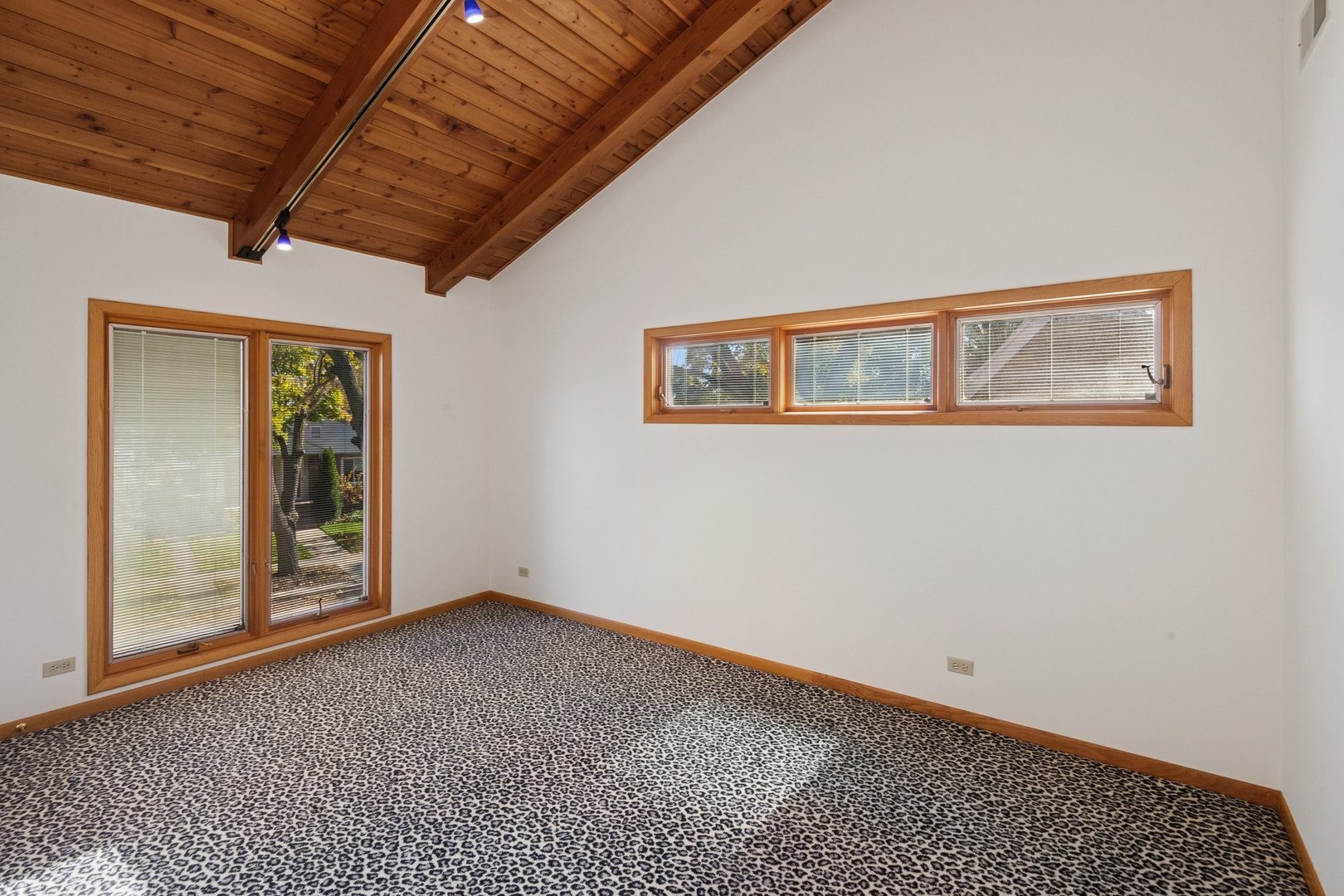 6148 North Lowell Avenue Chicago, IL 60646 - Photo 14 of 29