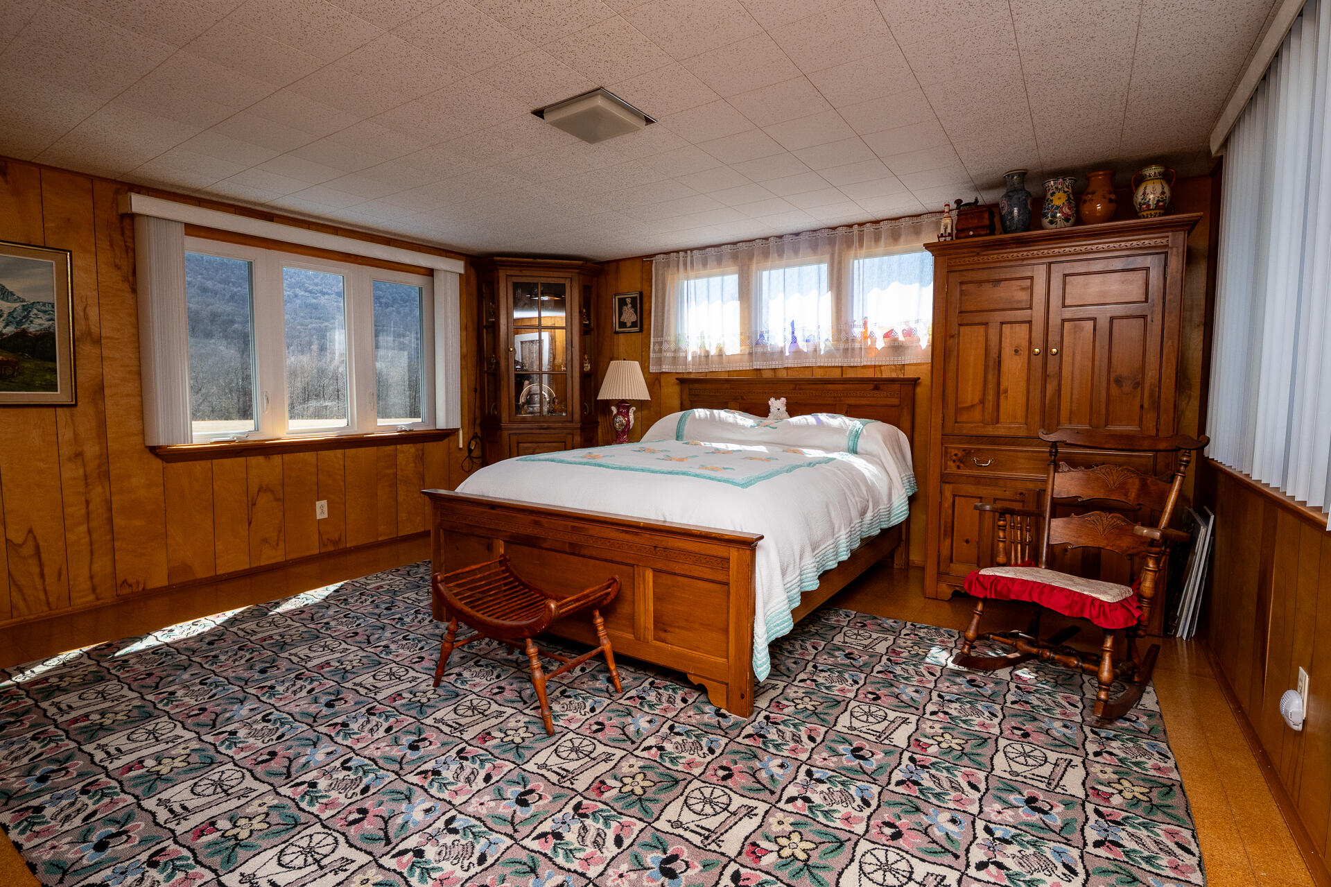 544 Poplar Valley Road West Stroudsburg, PA 18360 - Photo 19 of 31 Master BR Mai Leveln