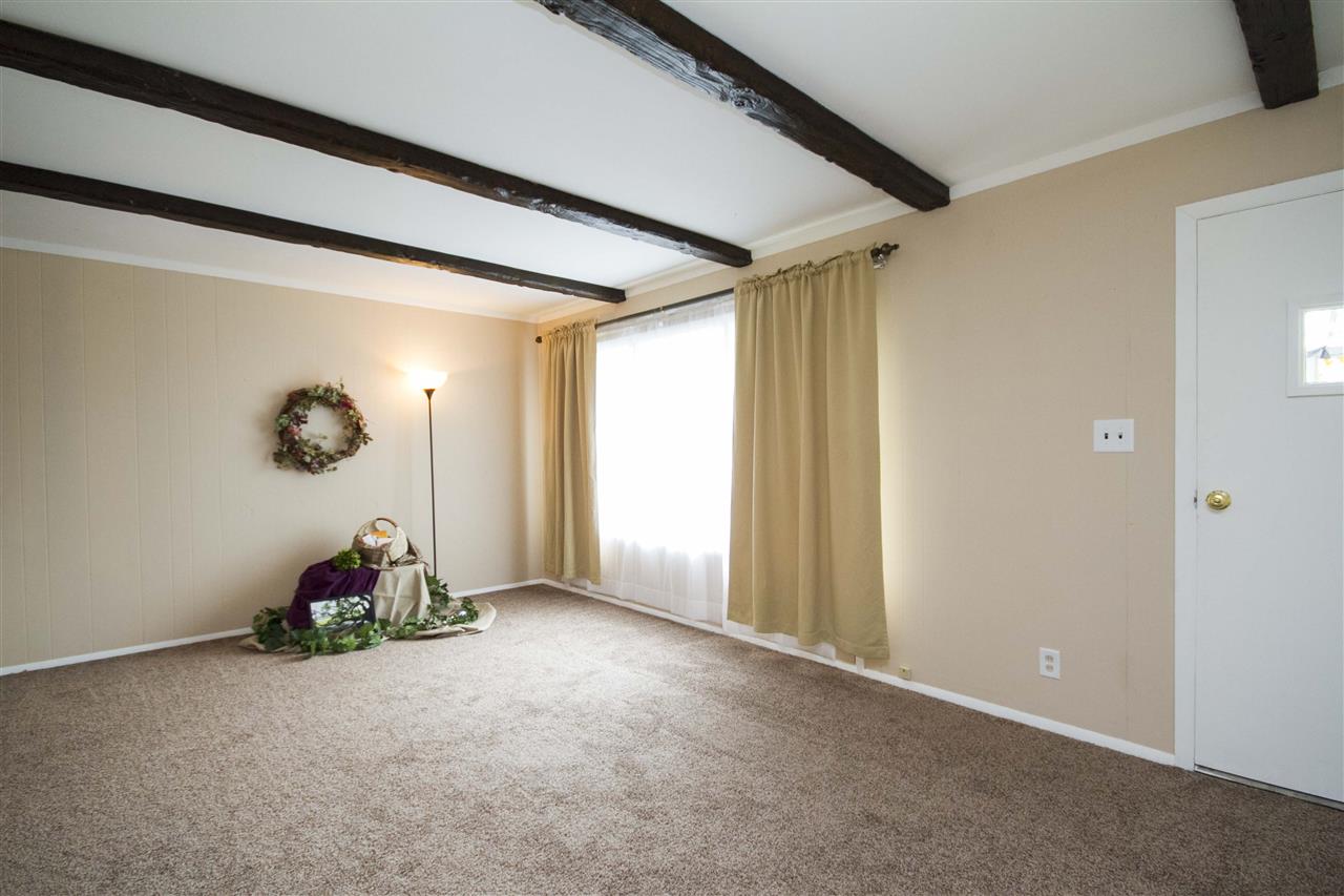 5910 Kent Road Fort Wayne, IN 46816 - Photo 4 of 26