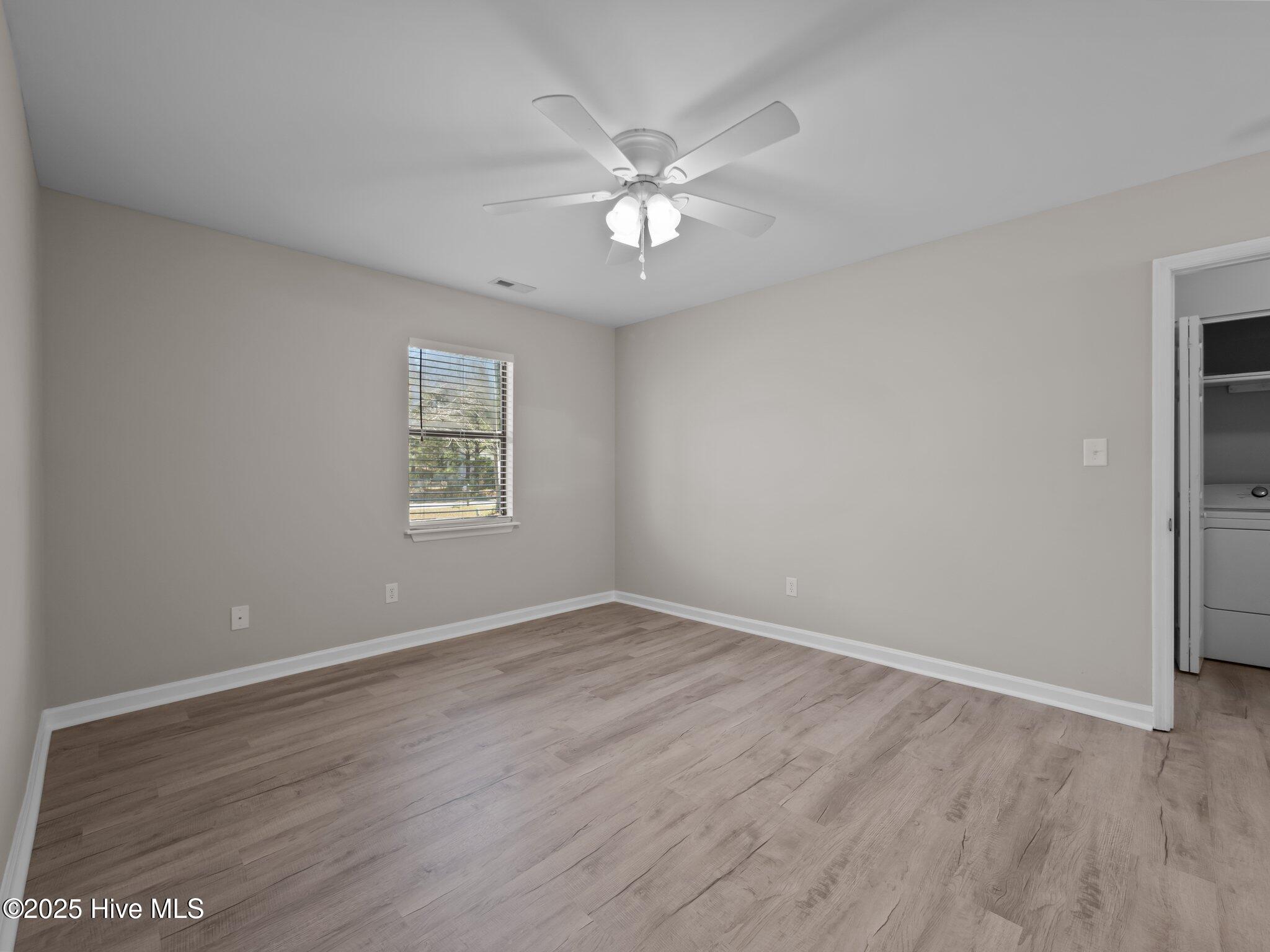 105 Pine Needle Drive Hubert, NC 28539 - Photo 13 of 33 105 Pine Needle Drive