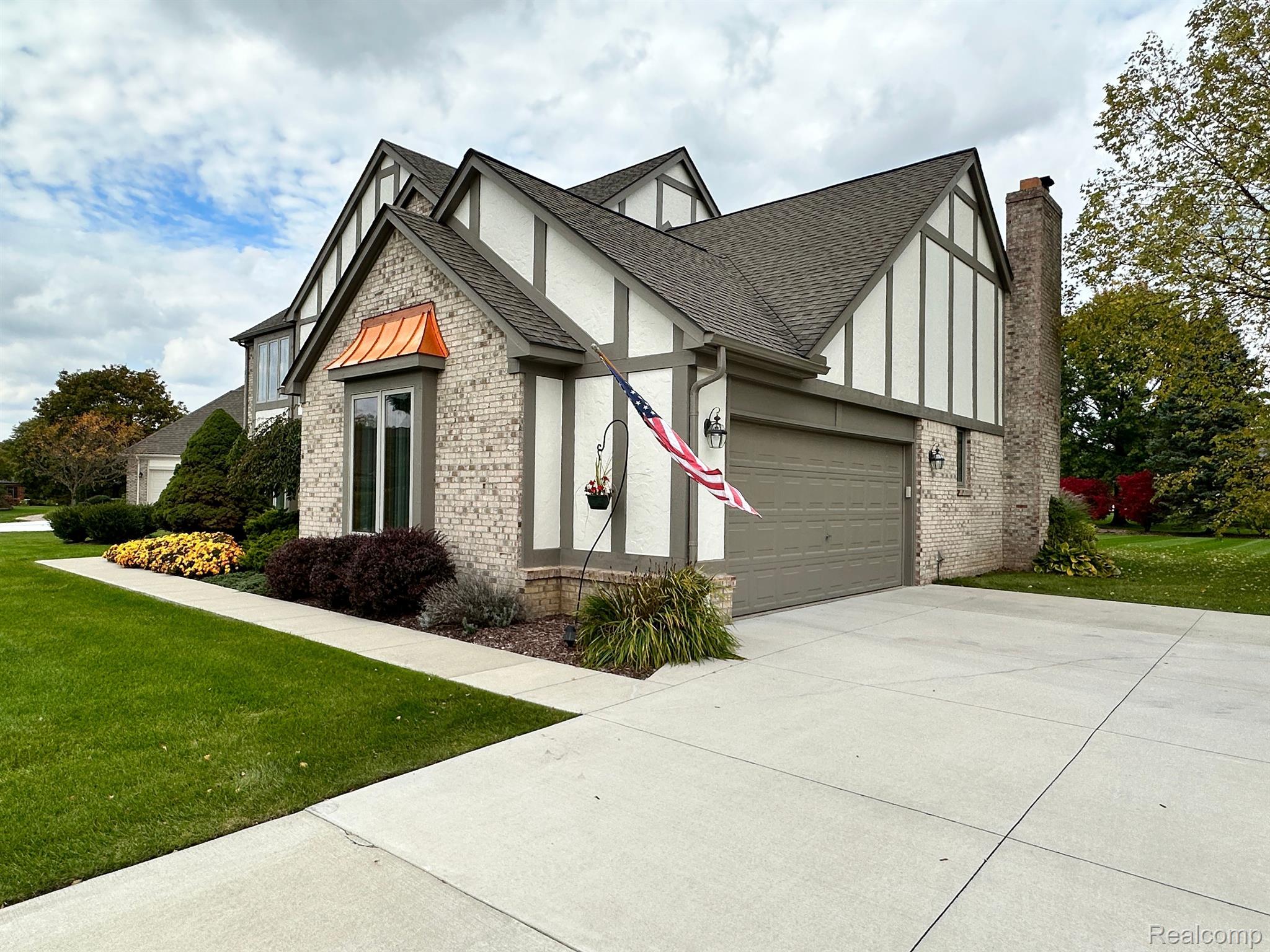 4375 Stonewood Court Rochester, MI 48306 - Photo 9 of 67 Gallery Image 9