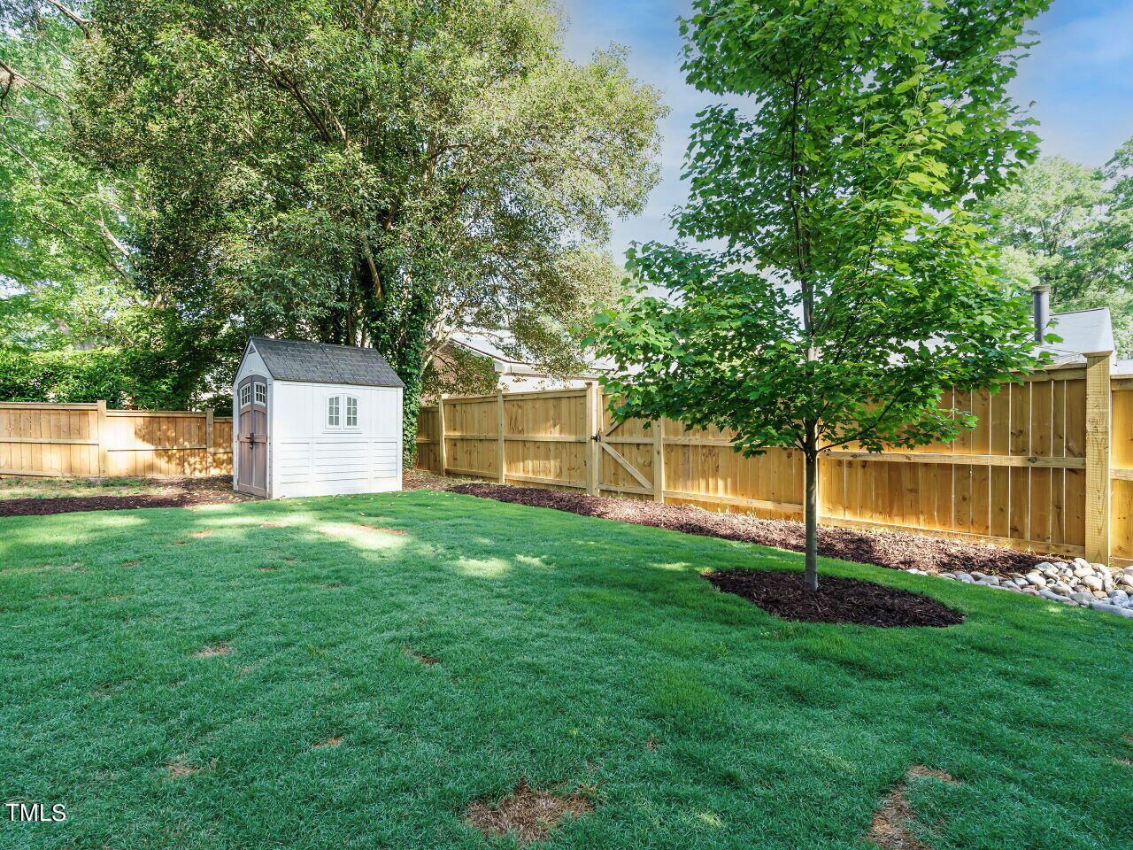 611 Frank Street Raleigh, NC 27604 - Photo 29 of 30 039-1280x960-photo