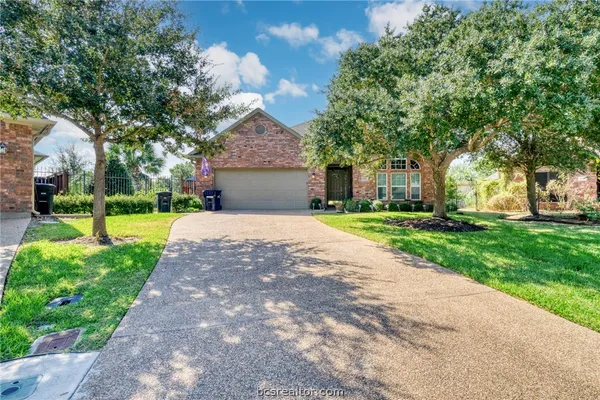$3,000 | 602 Clovis Court, College Station, TX 77845