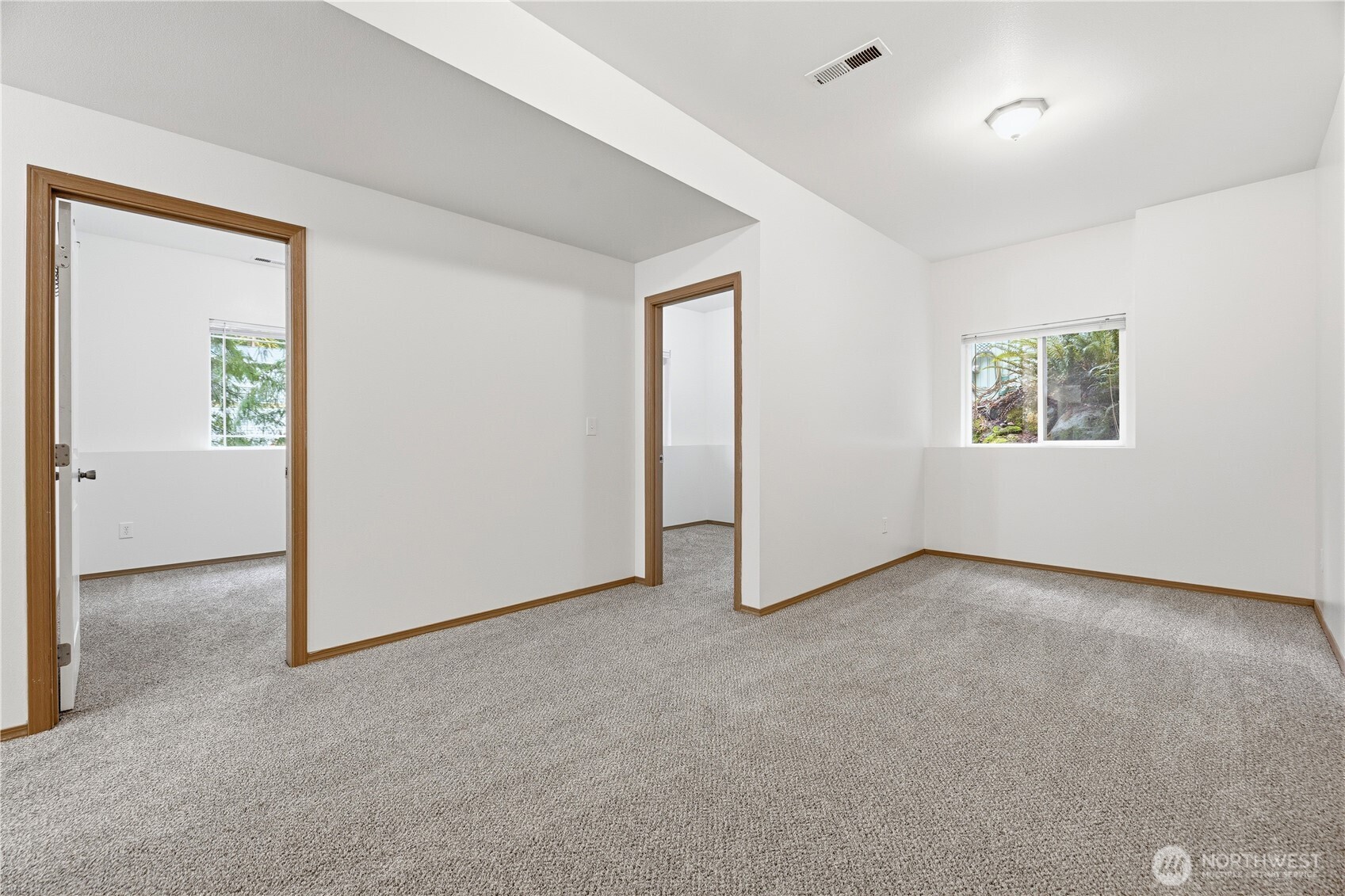 39 Sudden Valley Drive Bellingham, WA 98229 - Photo 18 of 40 an empty room with windows and closet