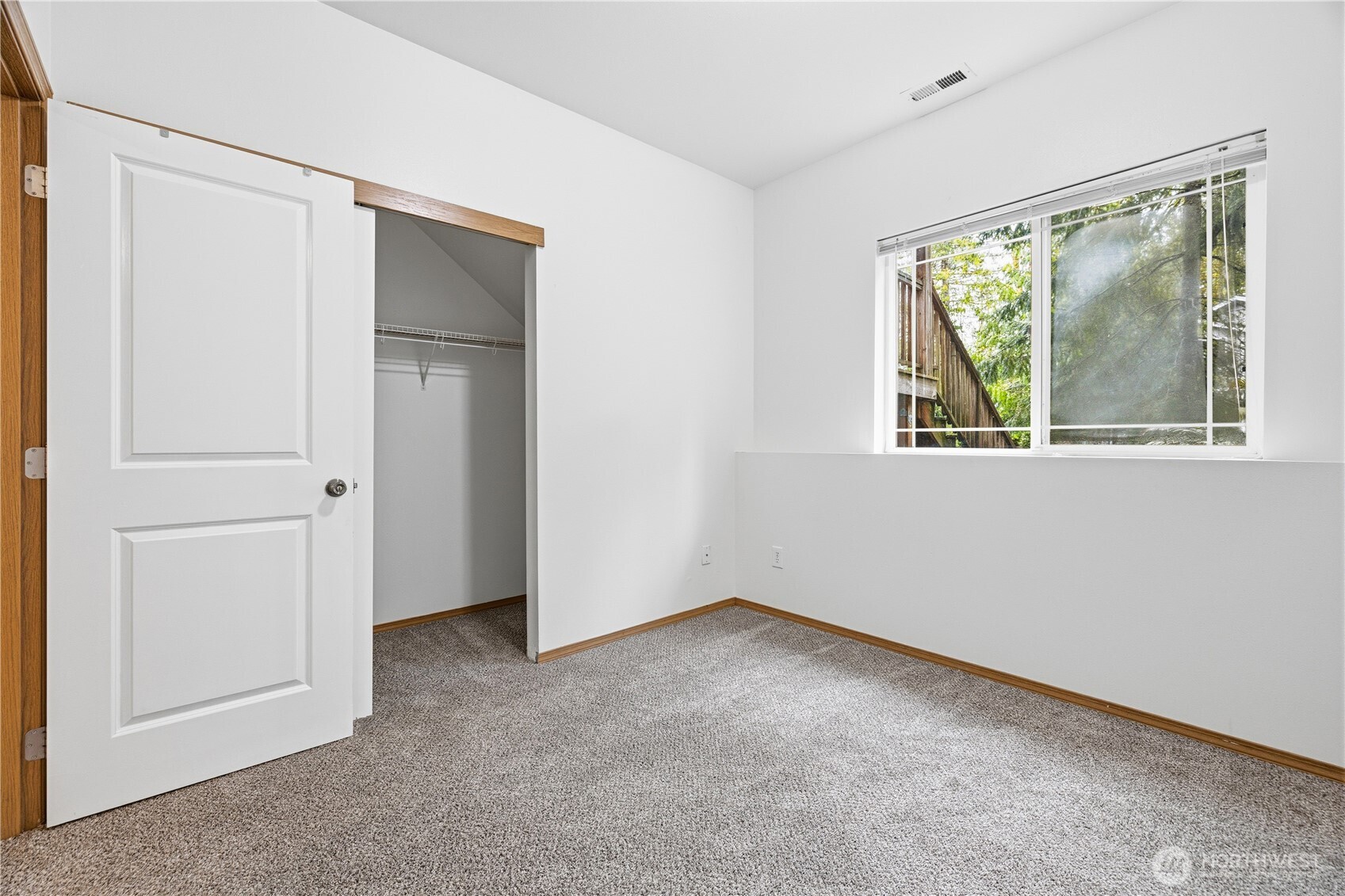 39 Sudden Valley Drive Bellingham, WA 98229 - Photo 20 of 40 an empty room with a window