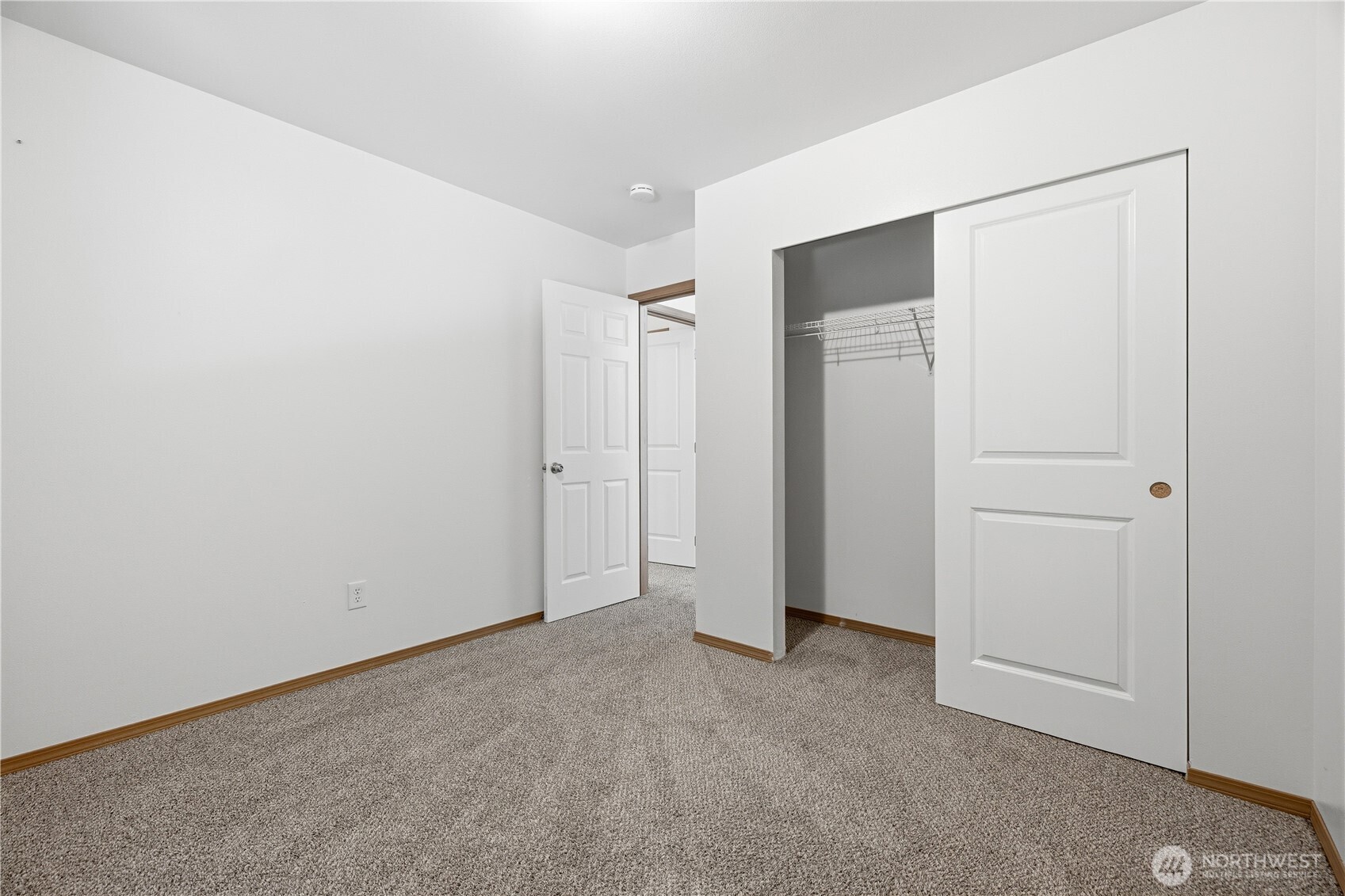 39 Sudden Valley Drive Bellingham, WA 98229 - Photo 33 of 40 a view of an empty room