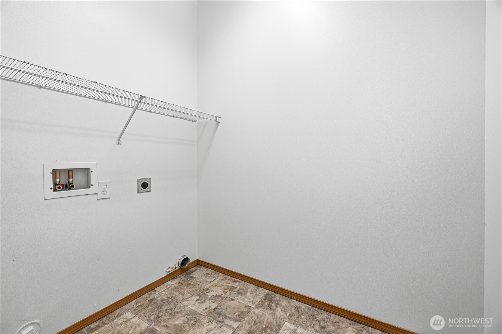 39 Sudden Valley Drive Bellingham, WA 98229 - Photo 34 of 40 a view of utility room