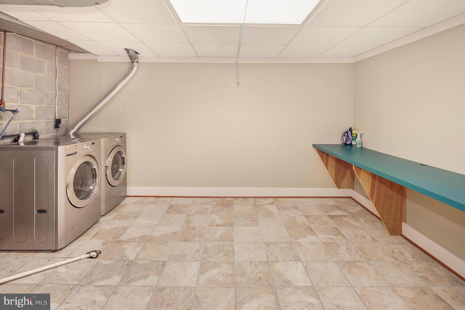 8646 Reseca Lane Springfield, VA 22152 - Photo 23 of 30 Basement