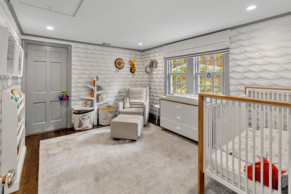 72 Emerson Road Wellesley, MA 02481 - Photo 17 of 26