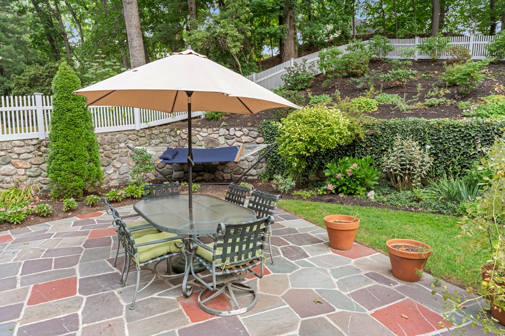 72 Emerson Road Wellesley, MA 02481 - Photo 24 of 26