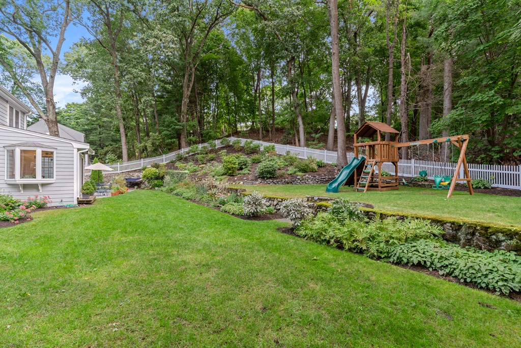 72 Emerson Road Wellesley, MA 02481 - Photo 25 of 26