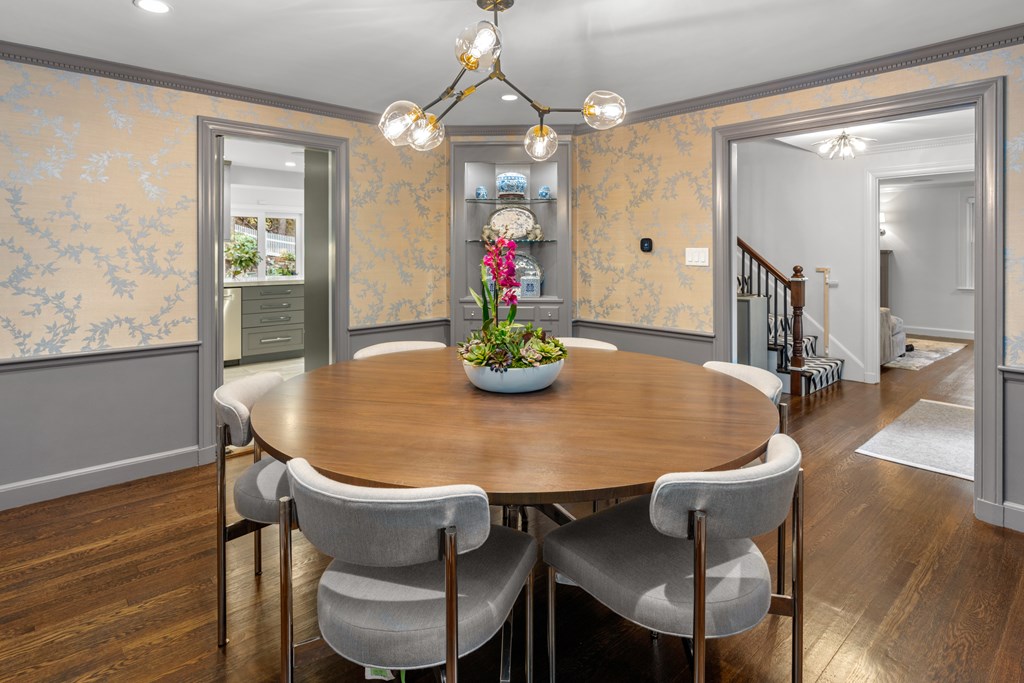 72 Emerson Road Wellesley, MA 02481 - Photo 6 of 26