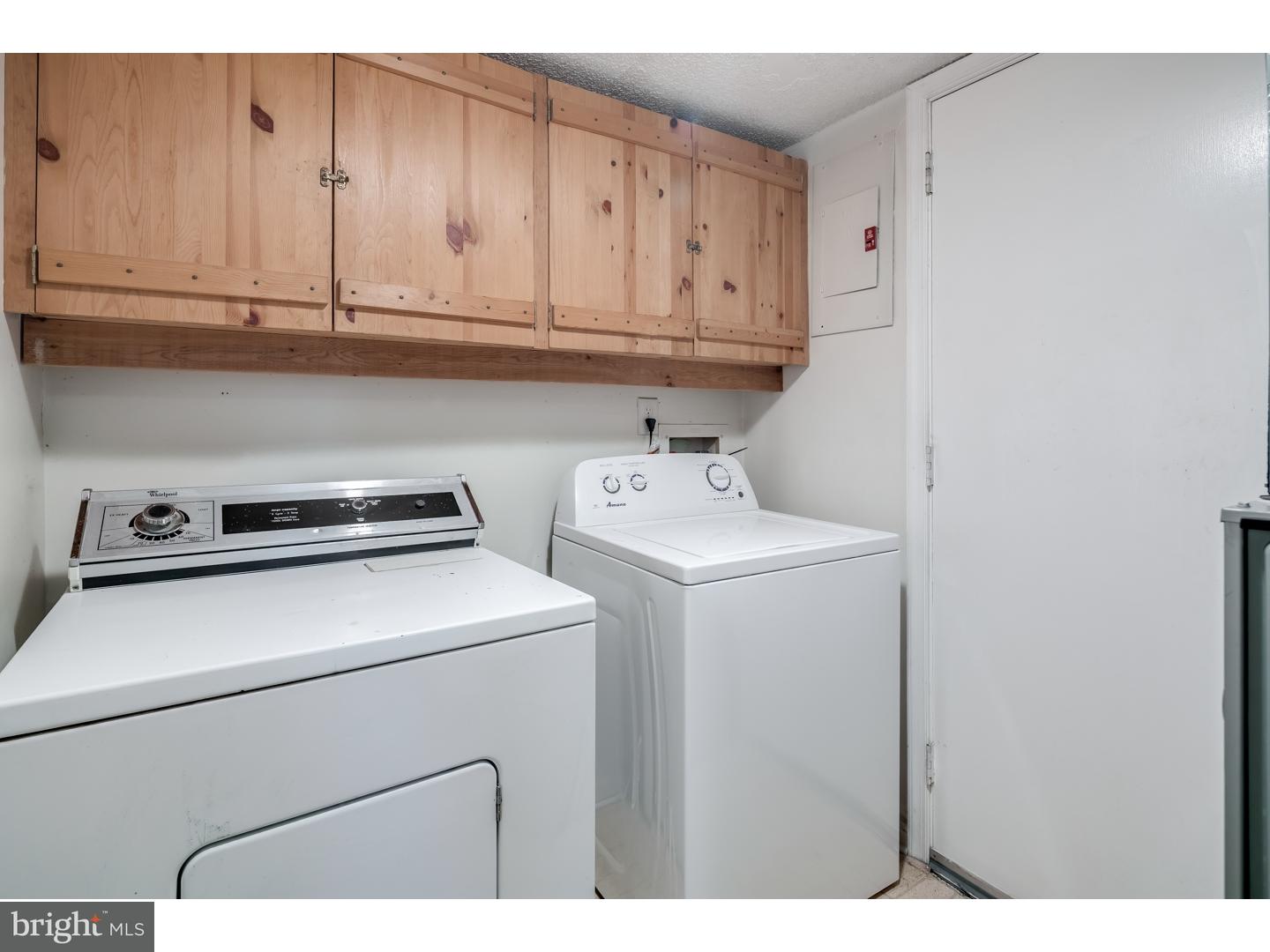 233 Stirrup Road Logan Township, NJ 08085 - Photo 12 of 19 Laundry Room