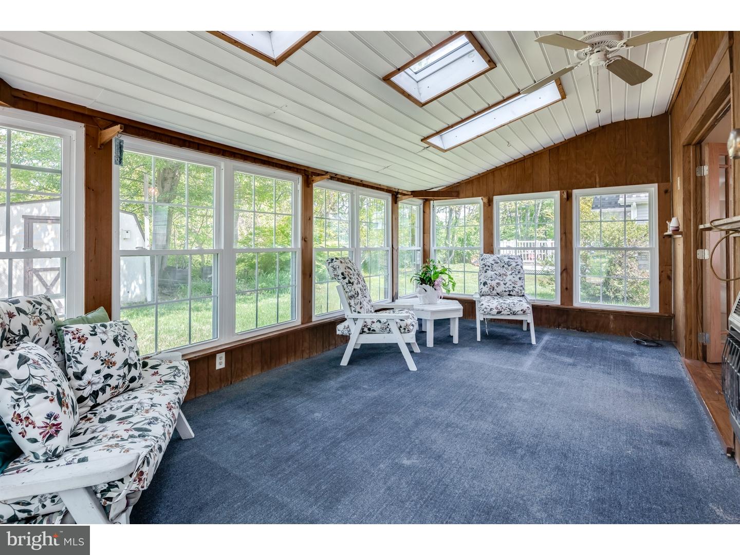 233 Stirrup Road Logan Township, NJ 08085 - Photo 4 of 19 Sun Room