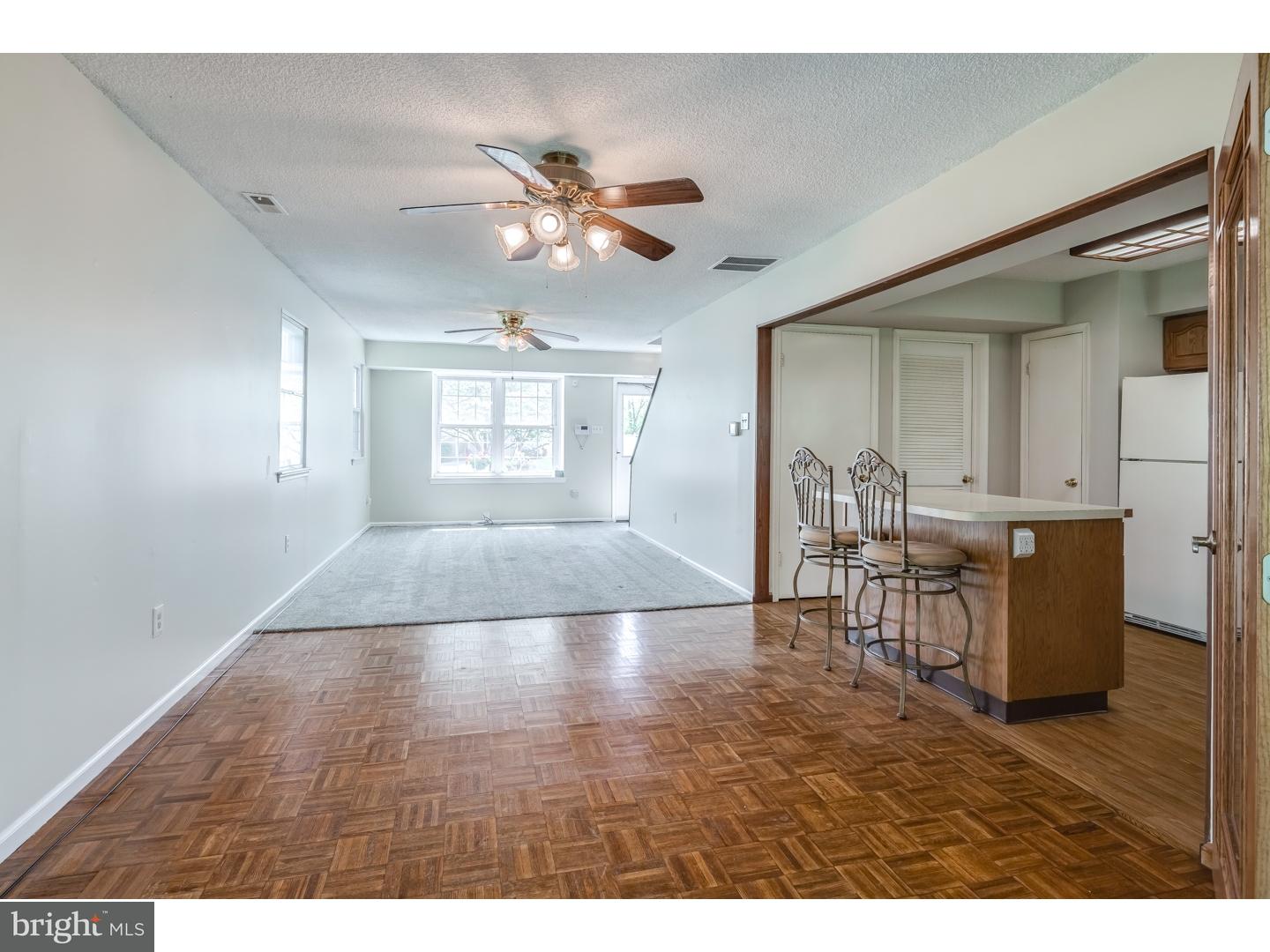 233 Stirrup Road Logan Township, NJ 08085 - Photo 8 of 19 Dining Room