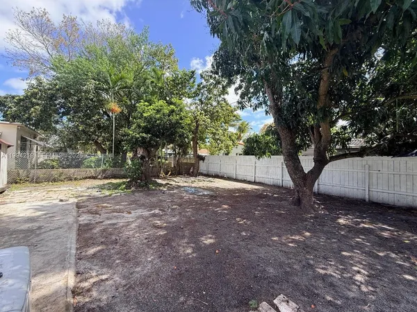 $2,800 | 1026 Northwest 50th Street, Unit 1, Miami, FL 33127