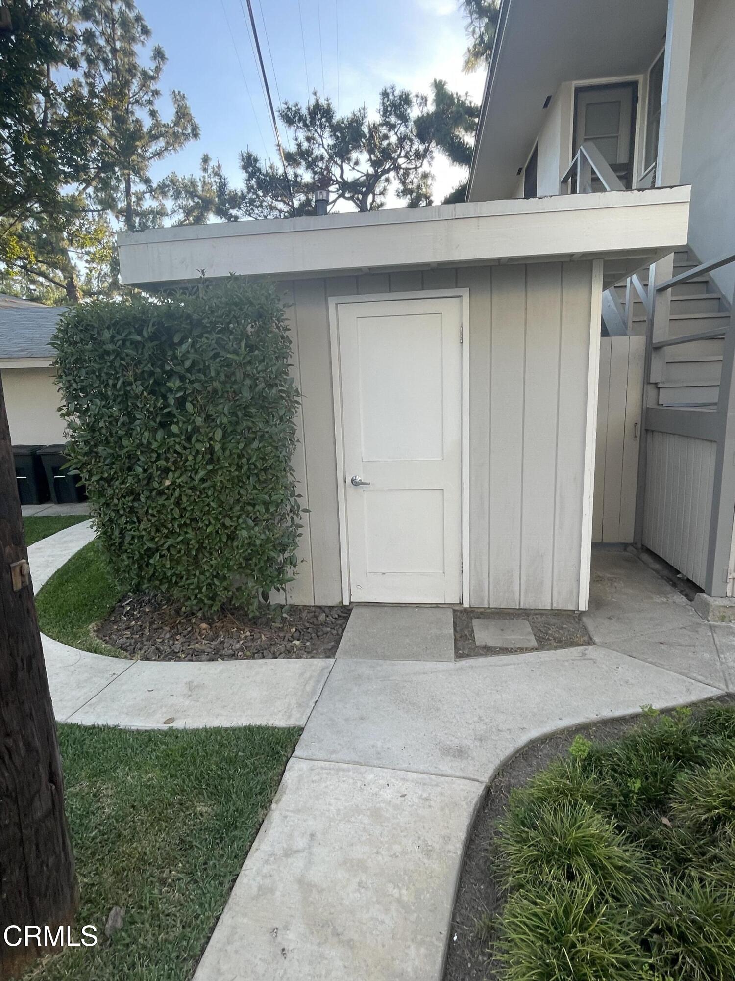 238 Mockingbird Lane South Pasadena, CA 91030 - Photo 16 of 18 a front view of a house with garden