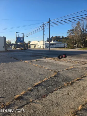 $289,900 | 840 Main Street, Wartburg, TN 37887