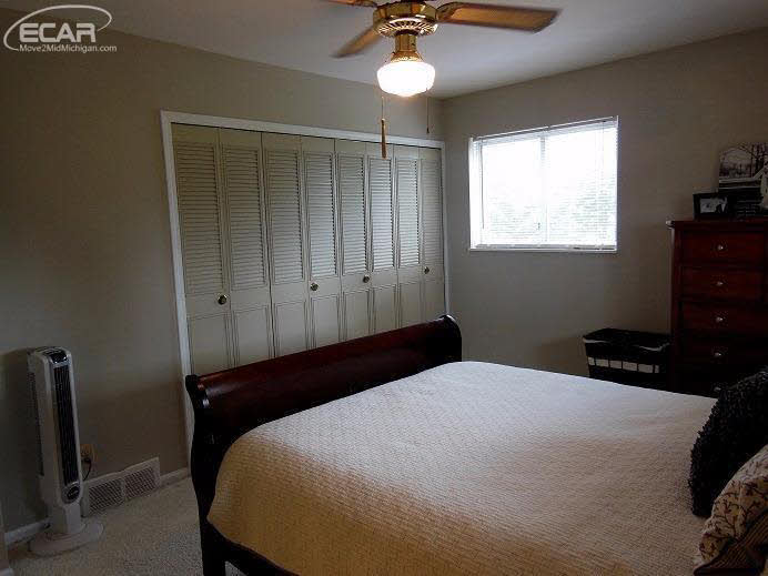 3129 Dillon Road Flushing, MI 48433 - Photo 20 of 33 21281321-20.JPG
