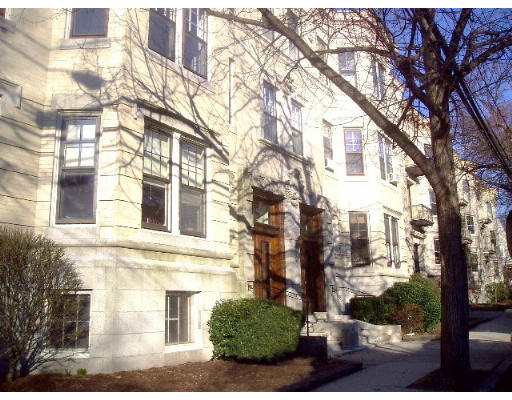 36 Kilsyth Road, Unit 2 Brookline, MA 02445 - Photo 1 of 1