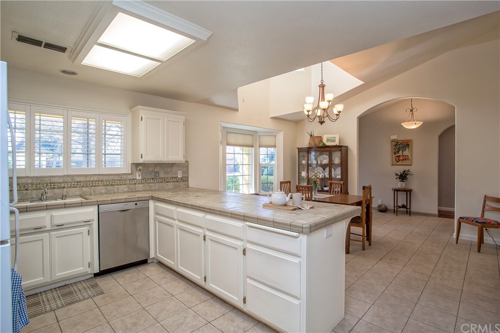 2386 Farmington Avenue Chico, CA 95928 - Photo 13 of 37