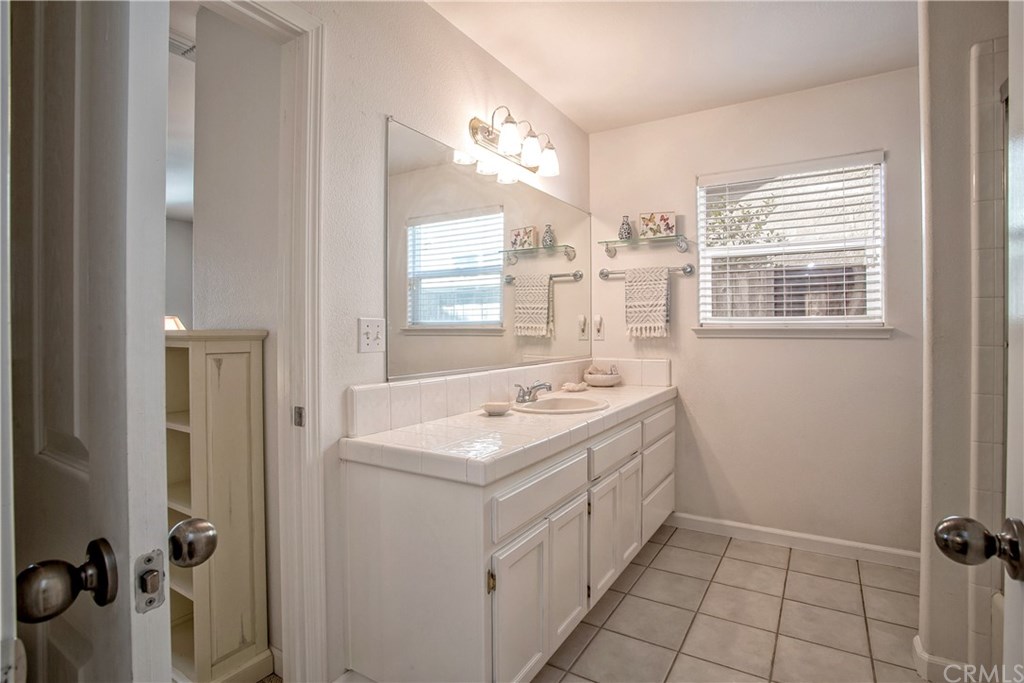 2386 Farmington Avenue Chico, CA 95928 - Photo 30 of 37