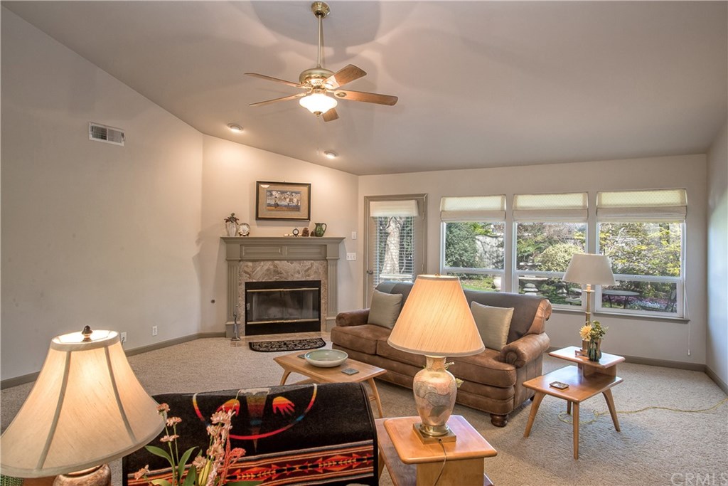 2386 Farmington Avenue Chico, CA 95928 - Photo 5 of 37