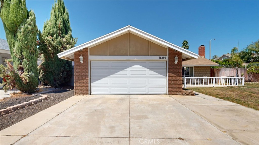 11201 Bleeker Court Riverside, CA 92505 - Photo 11 of 43