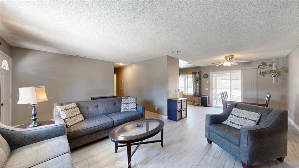 11201 Bleeker Court Riverside, CA 92505 - Photo 4 of 43