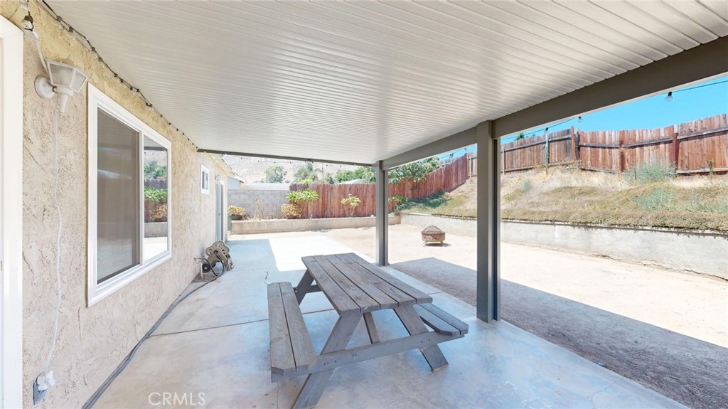 11201 Bleeker Court Riverside, CA 92505 - Photo 6 of 43