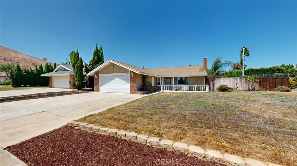 11201 Bleeker Court Riverside, CA 92505 - Photo 8 of 43