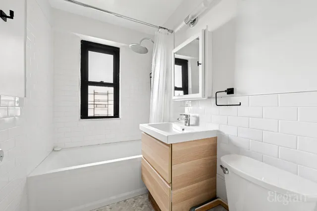 $1,100,000 | 212 East Broadway, Unit G1205 | Lower East Side