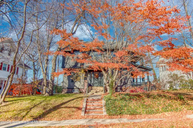 $945,000 | 219 Kingsley Avenue | Westerleigh